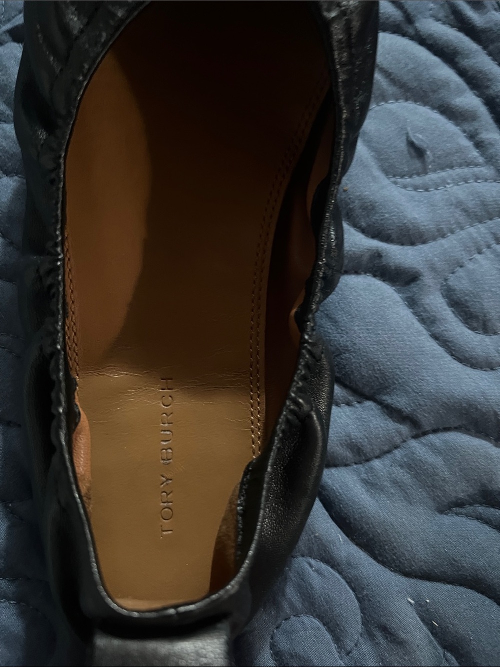 Tory Burch Black Leather Ballet Flats with Gold Logo - Picture 4 of 8